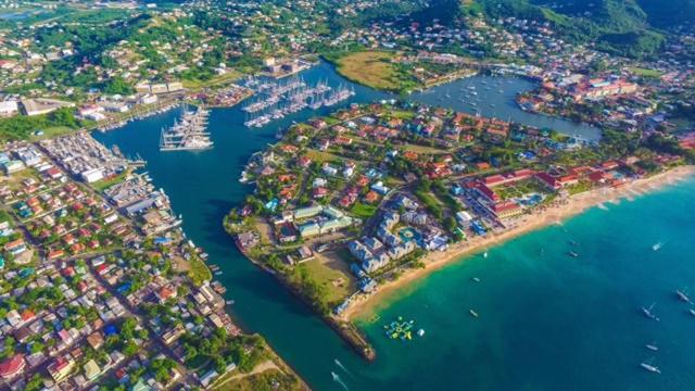 Italian Guesthouse Gros-Islet Buitenkant foto